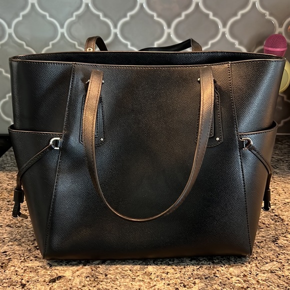 Michael Kors Purse - Picture 3 of 4